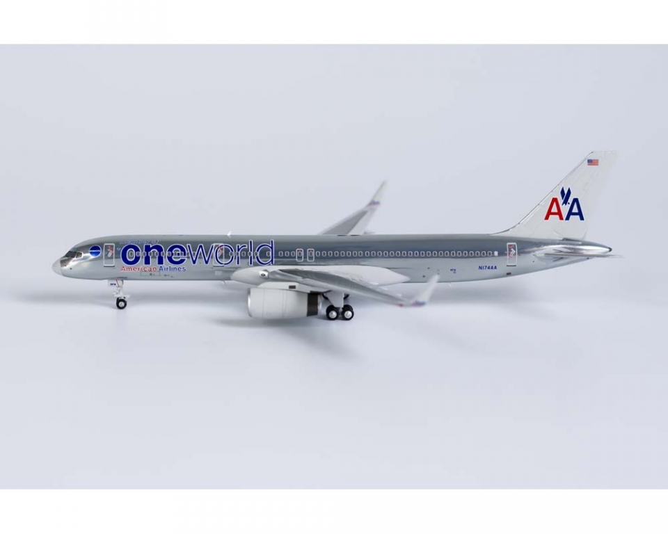 www.JetCollector.com: American Airlines OneWorld, Chrome Fuselage